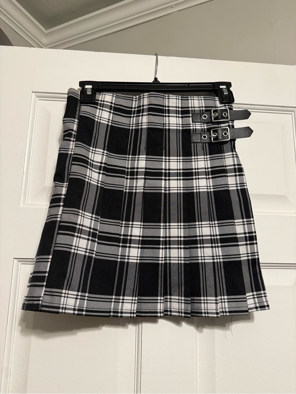 No Boundaries Black and White Plaid Mini Skirt with Buckle Straps. Size XS